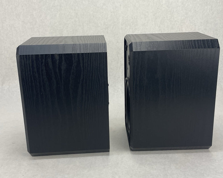 2 - Boston Acoustics Inc. HD5 Black Speakers 8 Ohms GUC