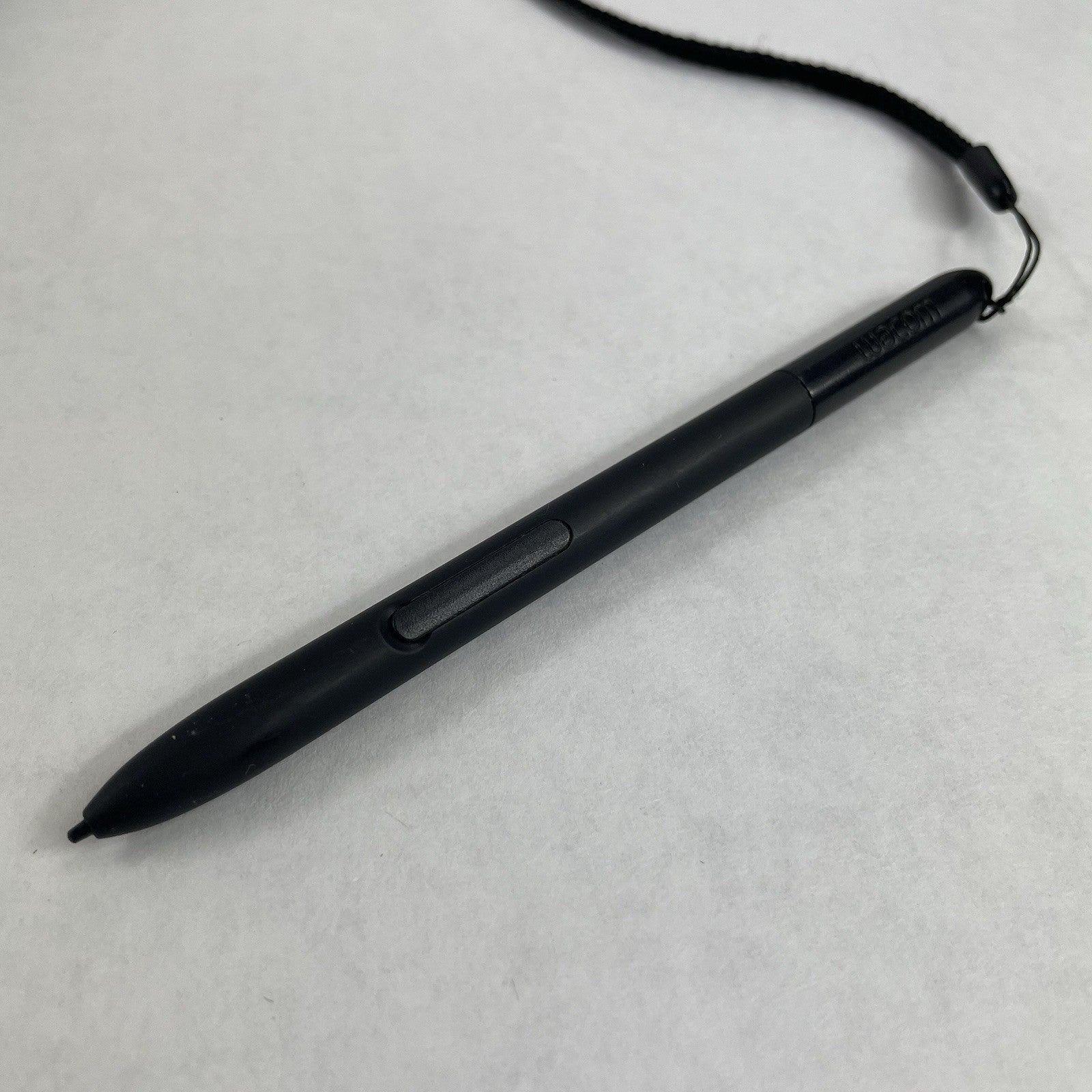 Wacom DTU-1141B 10.1" FHD Drawing Tablet - Scratched/No Power Cord & Cord Cover10