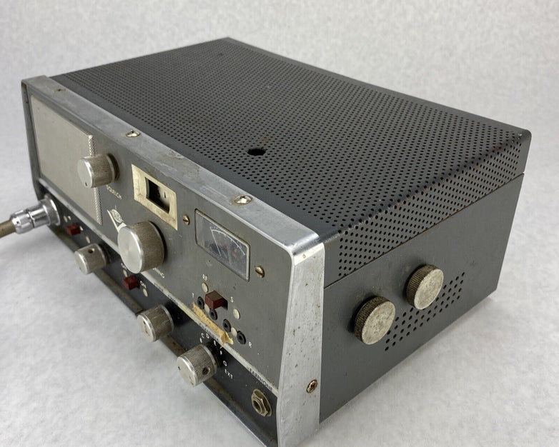 USL Contact 8 Vintage 23-Channel CB Transceiver Radio w/ Mic & Power Cord