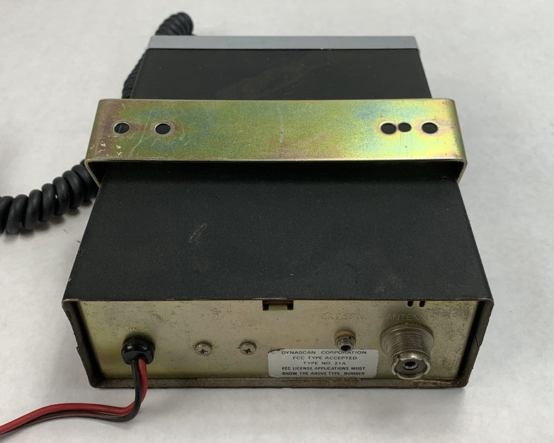 Dynascan Cobra 21 23-Channel AM CB Transceiver w/ Microphone