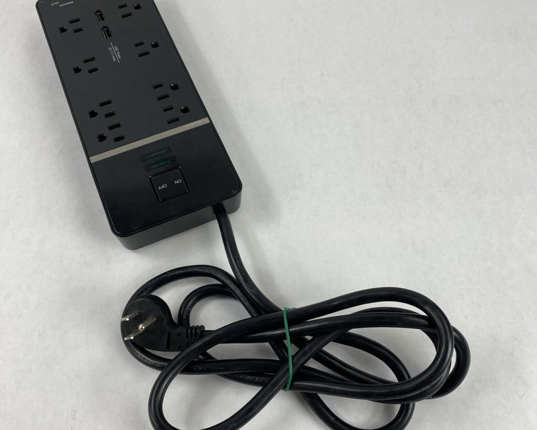 Rocketfish RF-HTS2815.  Outlet 2-USB Wall Tap Surge Protector Strip