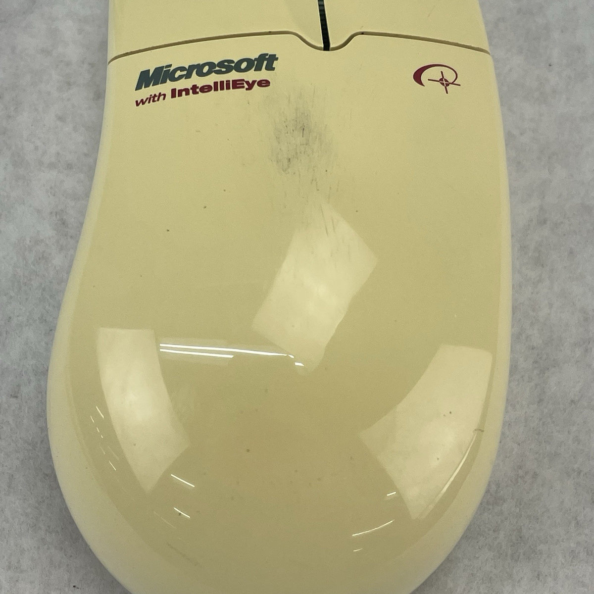 Microsoft Intellimouse X04-91790 Mouse Yellowing - Tested2