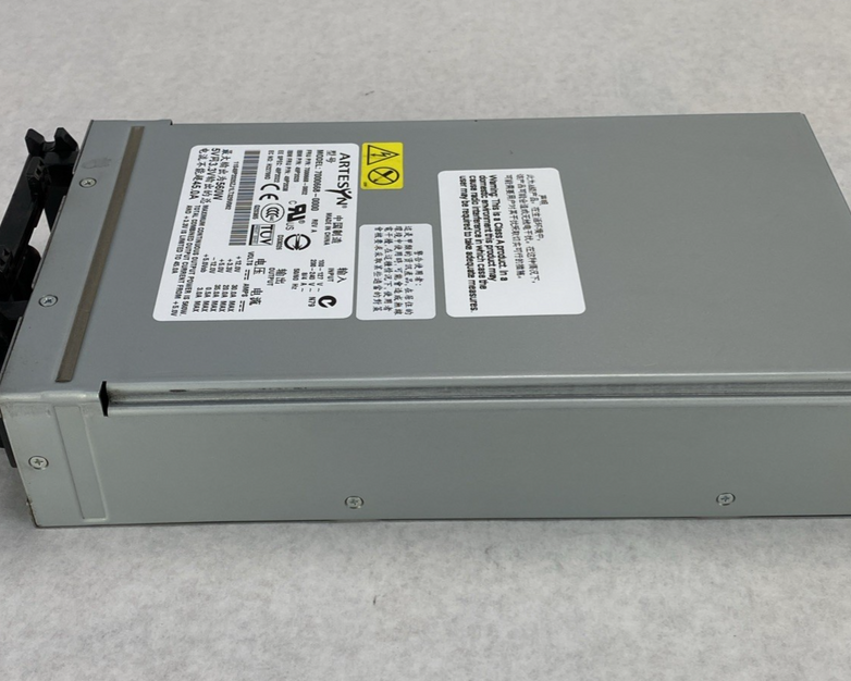 Artesyn 7000668-0000 IBM P/N: 49P2020 560W Power Supply