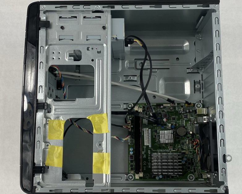HP P2-1334 MT AMD E1-1200 1.40 GHz 4 GB RAM No AC Adapter No HDD No OS