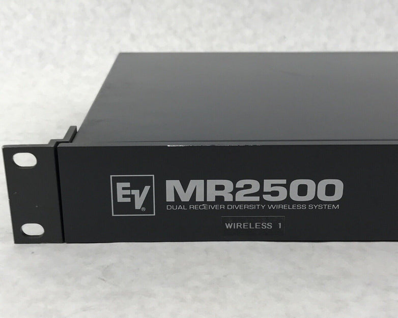 EV Electro-Voice MR2500 Dual Diversity Wireless Receiver 0.5A 120V