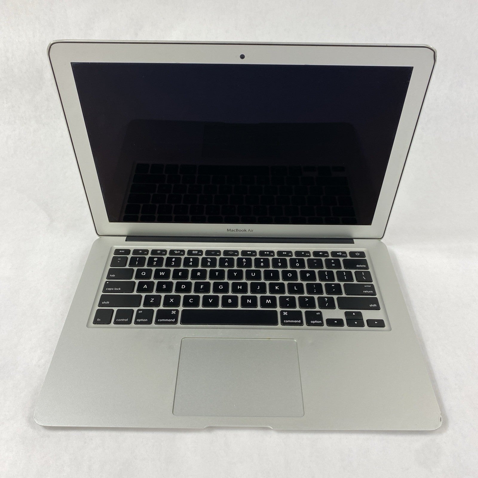 Apple MacBook Air A1466 2012 13" 1.8GHz i5 8GB RAM 120GB SSD os10.15.7 554Cycles7