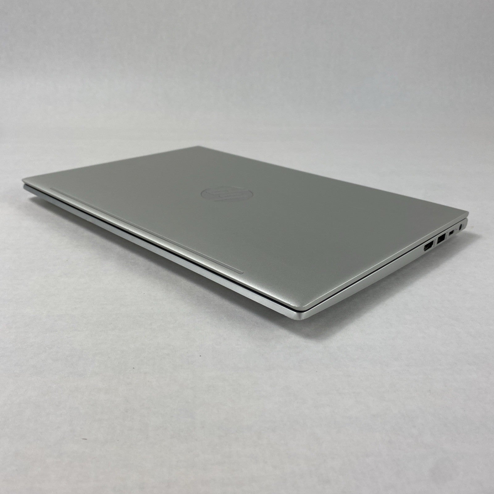 HP ProBook 630 G8 Intel Core i7-1165G7 2.80GHz 16GB RAM 13.3" No HDD No OS No AC
