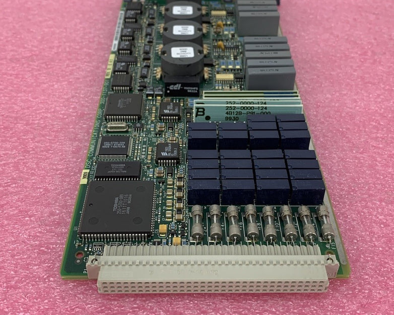 DSC Communications 300-1137-901 U4W2 Circuit Board