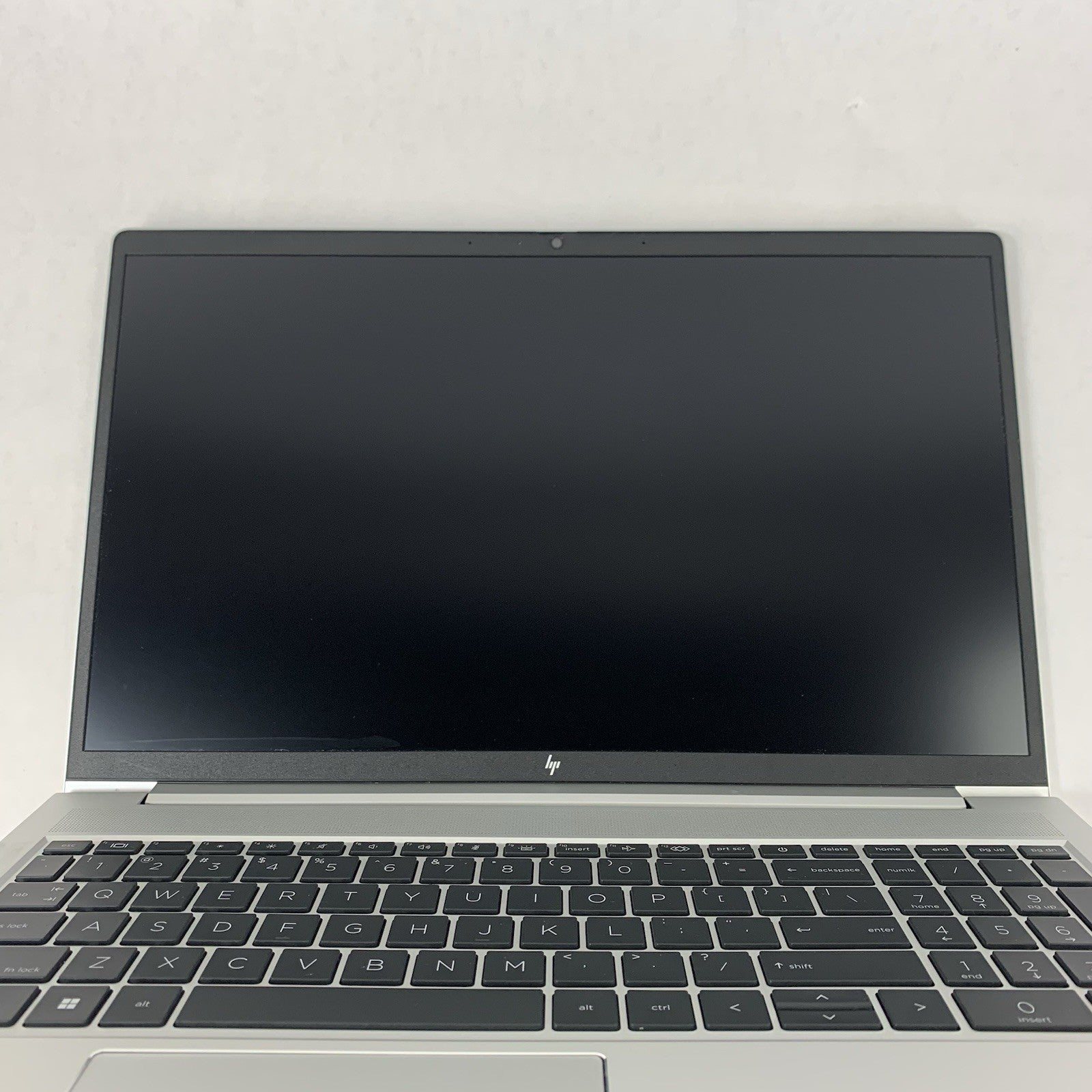 HP EliteBook 655 G9 15.6" AMD Ryzen 5 Pro 5675U 2.3GHz 8GB RAM No SSD/OS/AC Dent5