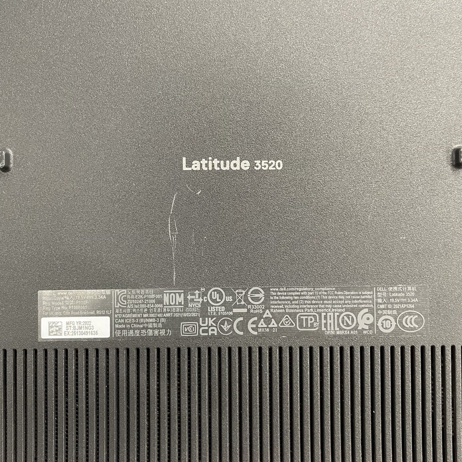 Dell Latitude 3520 15.6" i5-1135G7 2.40 Ghz 8 GB RAM No SSD/OS/AC19