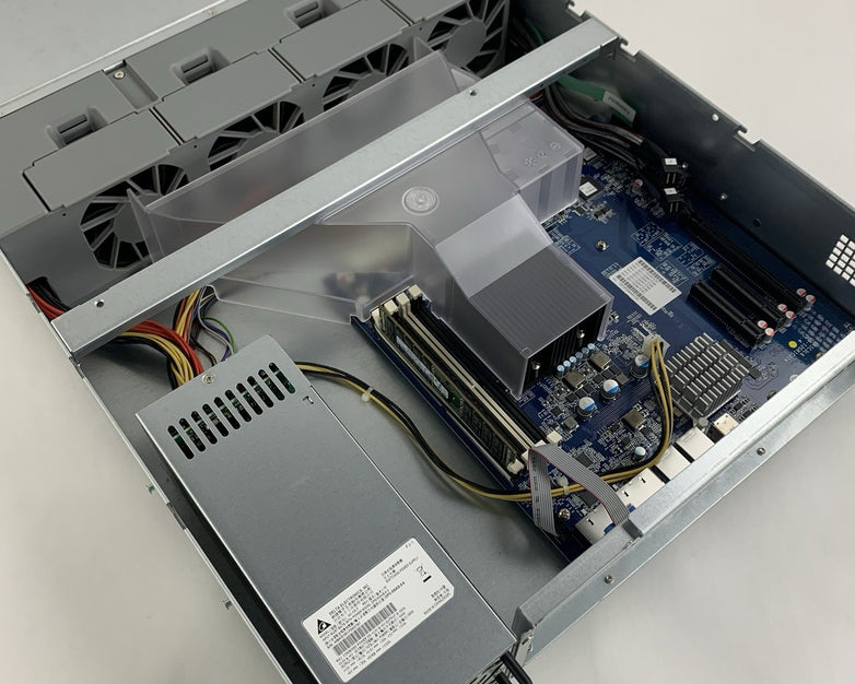 Synology RS18017XS+ RackStation 12-Bay 1x D-1531 2.2 GHz 16 GB Ram No OS No HDD