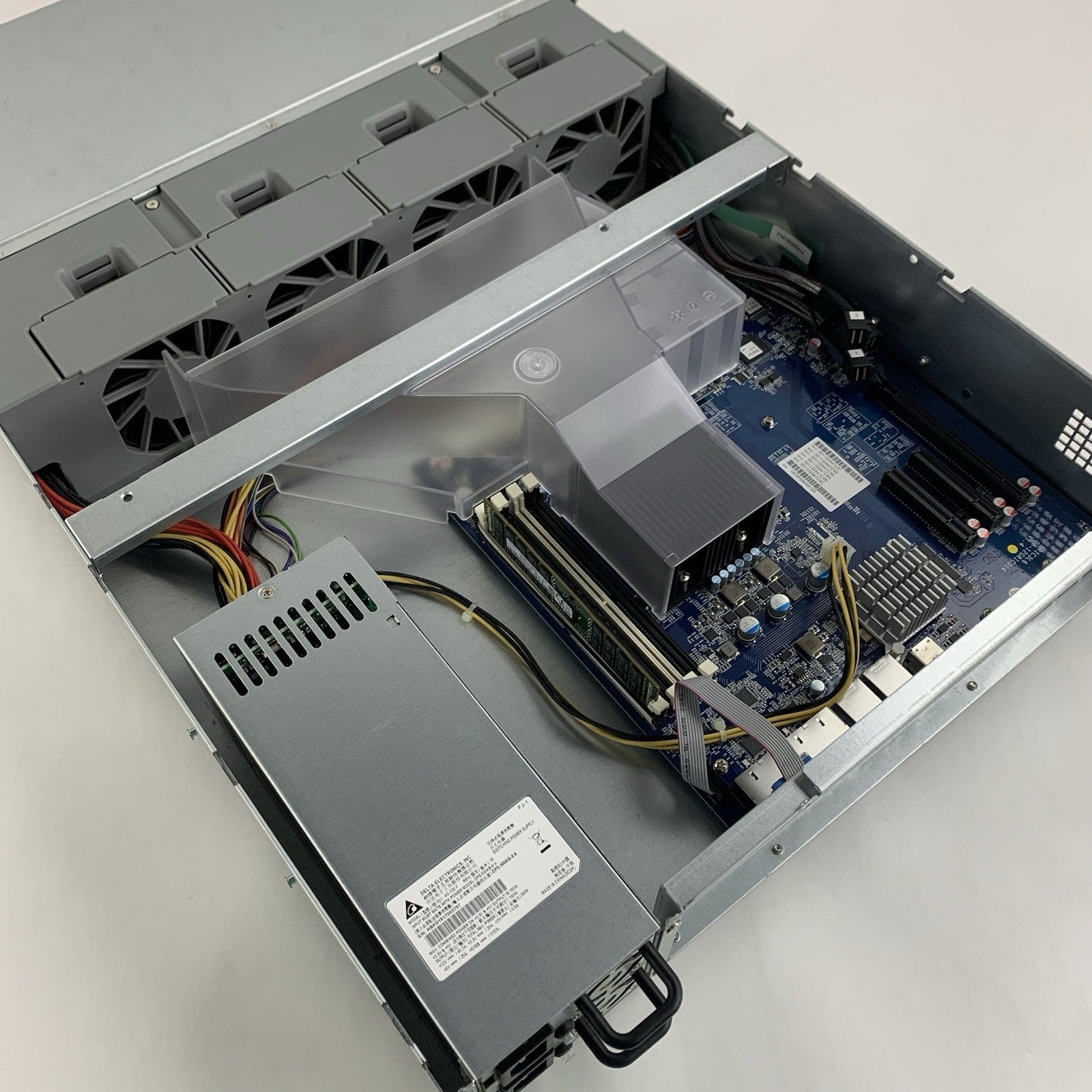 Synology RS18017XS+ RackStation 12-Bay 1x D-1531 2.2 GHz 16 GB Ram No OS No HDD10