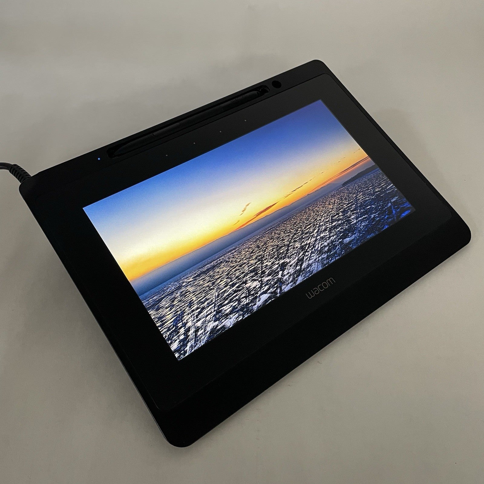 Wacom DTU-1141B 10.1" FHD Drawing Tablet - Bent/No Stylus Cable/Power Cord/READ1