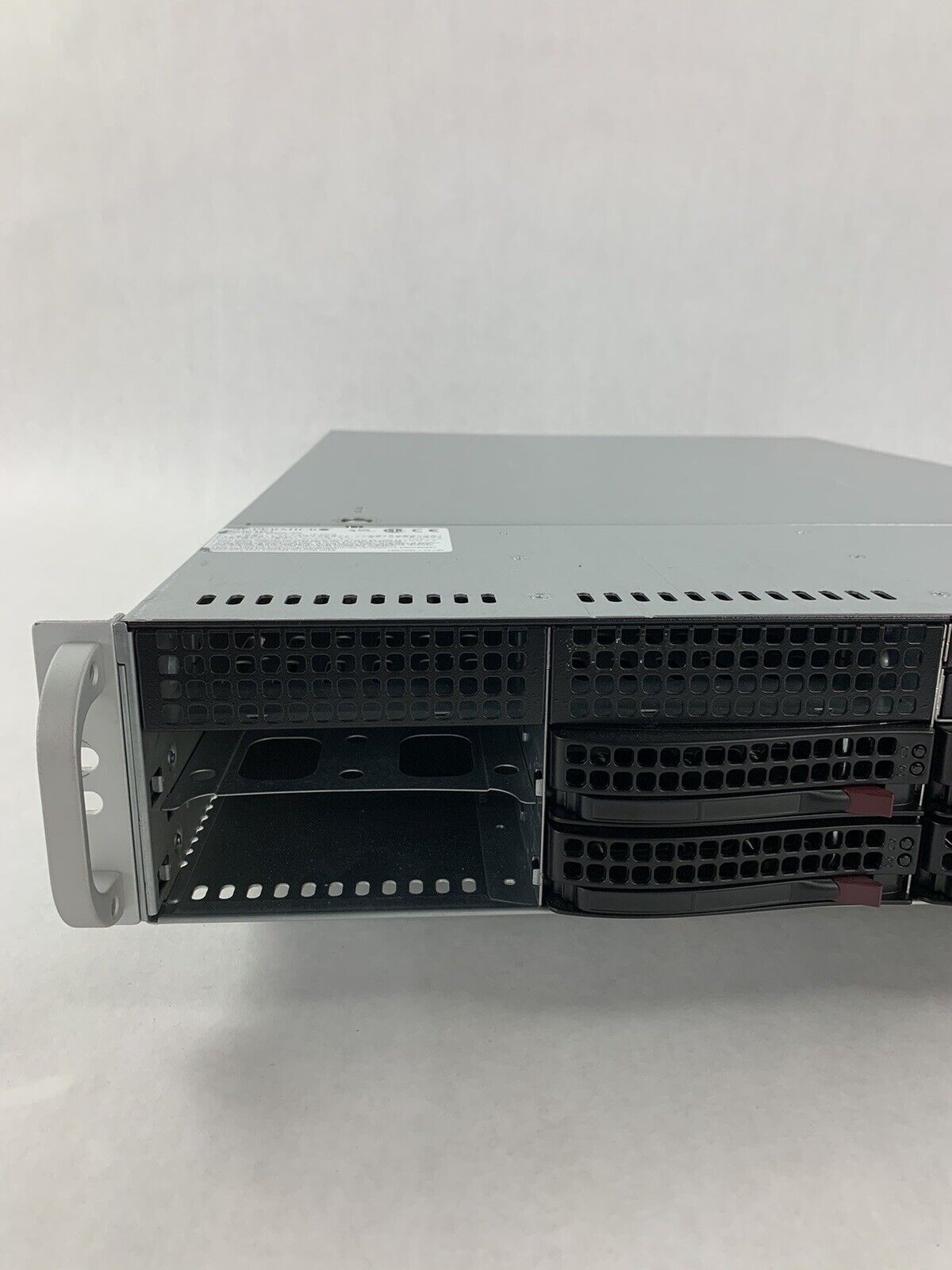 SuperMicro CSE-825-7 2x 12-Core AMD Opteron 6168 1.9 GHz 128 GB RAM No HDD No OS