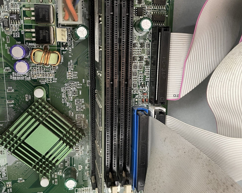 Gateway ATXSTF Select 1100 AMD Athlon 1.10 GHz 128 MB Ran No HD No OS