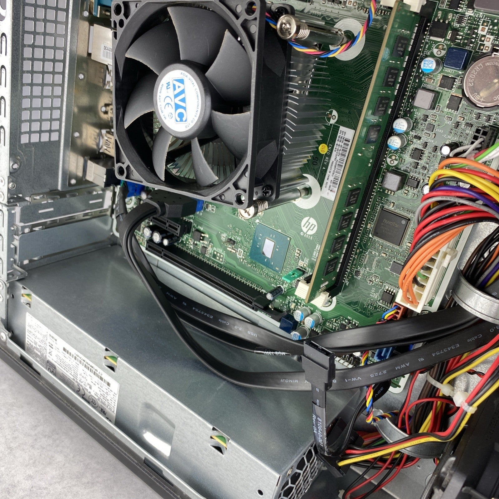 HP ProDesk 400 G3 SFF Quad Core i5-6500 3.20GHz 1x8GB DDR4 RAM No HDD OS
