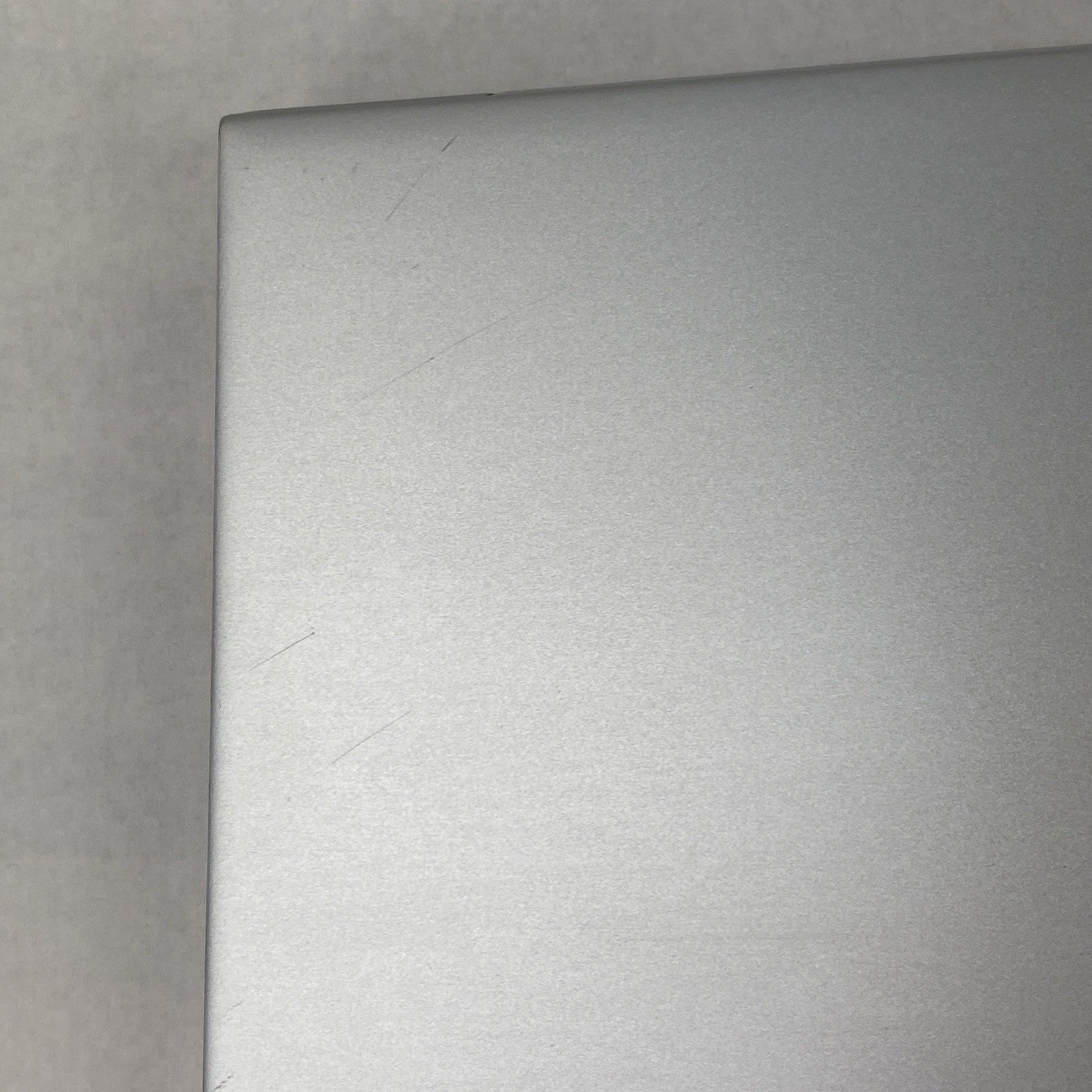 HP ProBook 440 G6 Intel Core i7-8565U 1.80 GHz 8 GB RAM 14.0" No HDD No OS