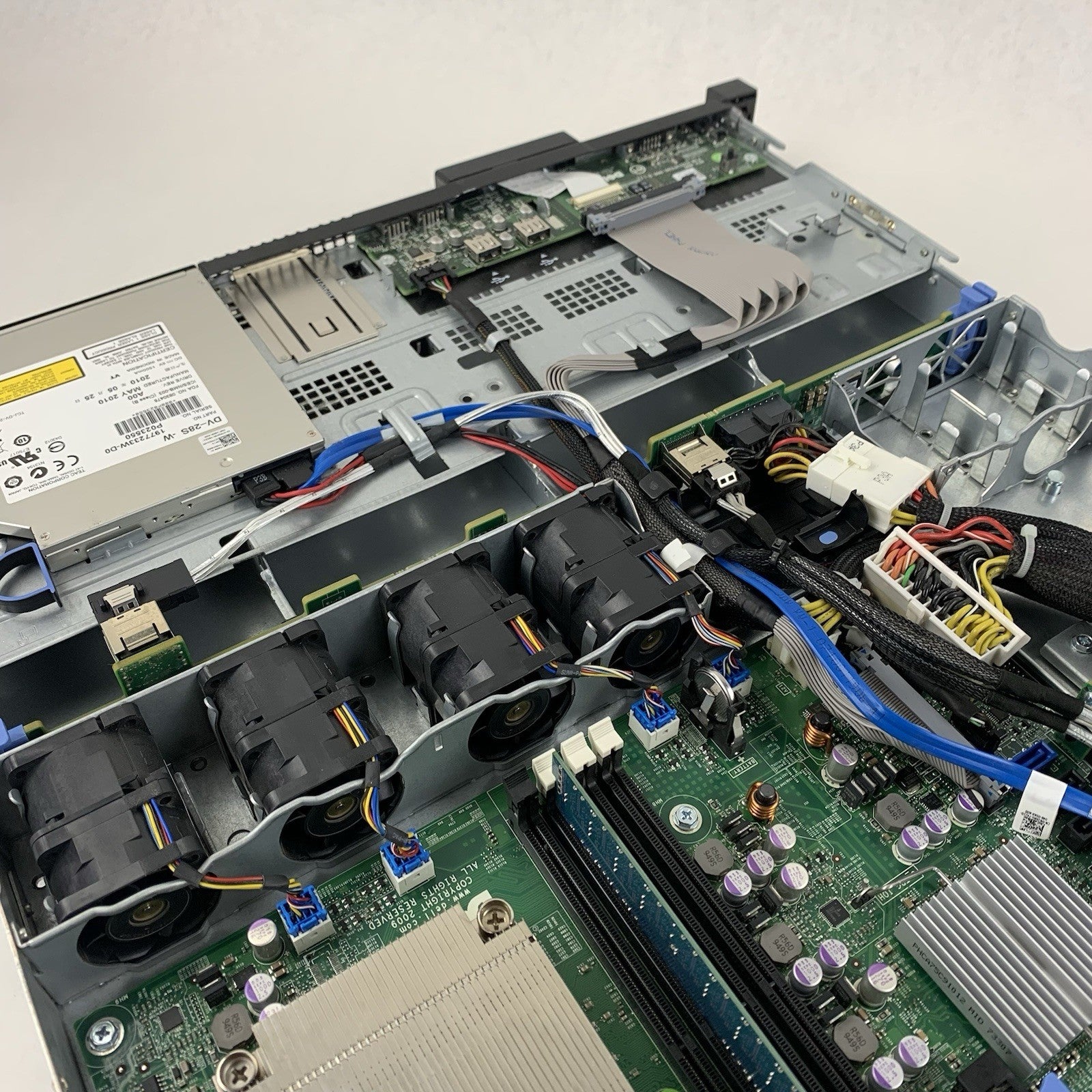 Dell PowerEdge R410 1U Server 2x Xeon E5506 2.13 GHz 2 GB Ram No OS No HDD10