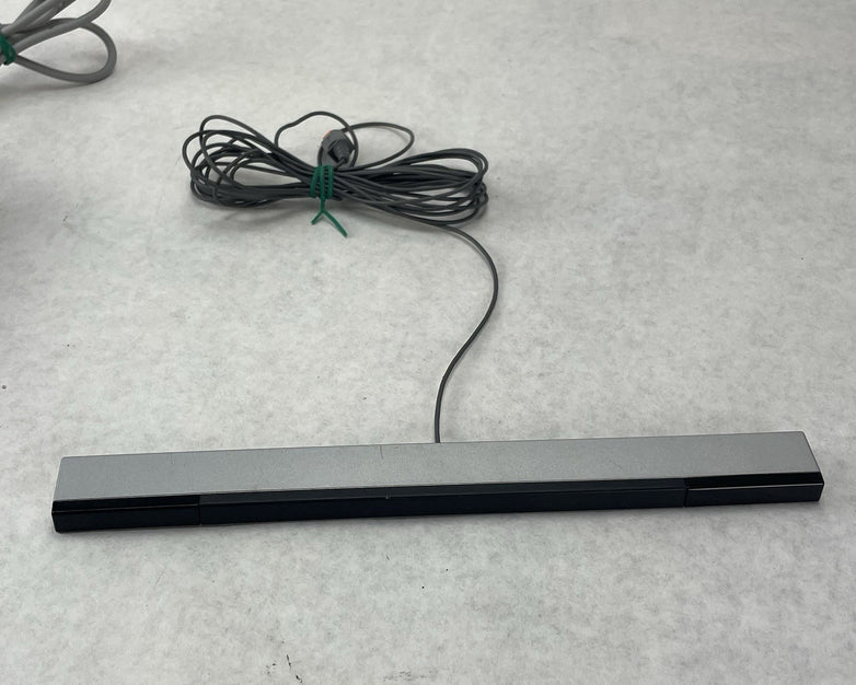 Nintendo Wii RVL-001 Tested & Reset Console With Cords