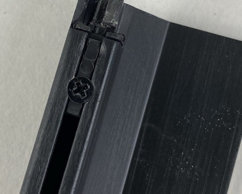 Corsair Obsidian Series 550D Mid-Tower Gaming Computer Case Damaged Front Panel