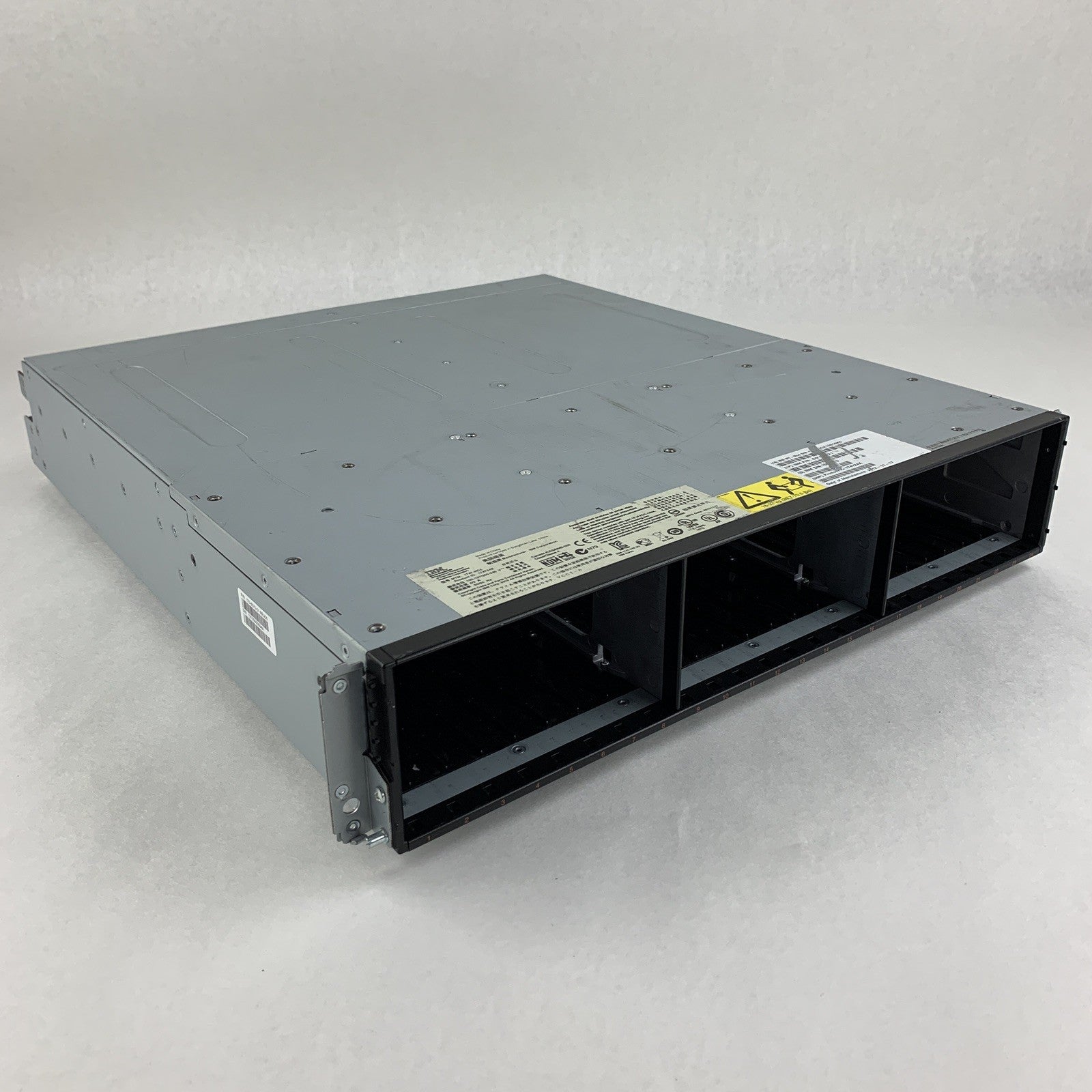 IBM 1747-HC2 69Y2921 170-6070-01 System Storage Enclosure Chassis 2x Power Supp