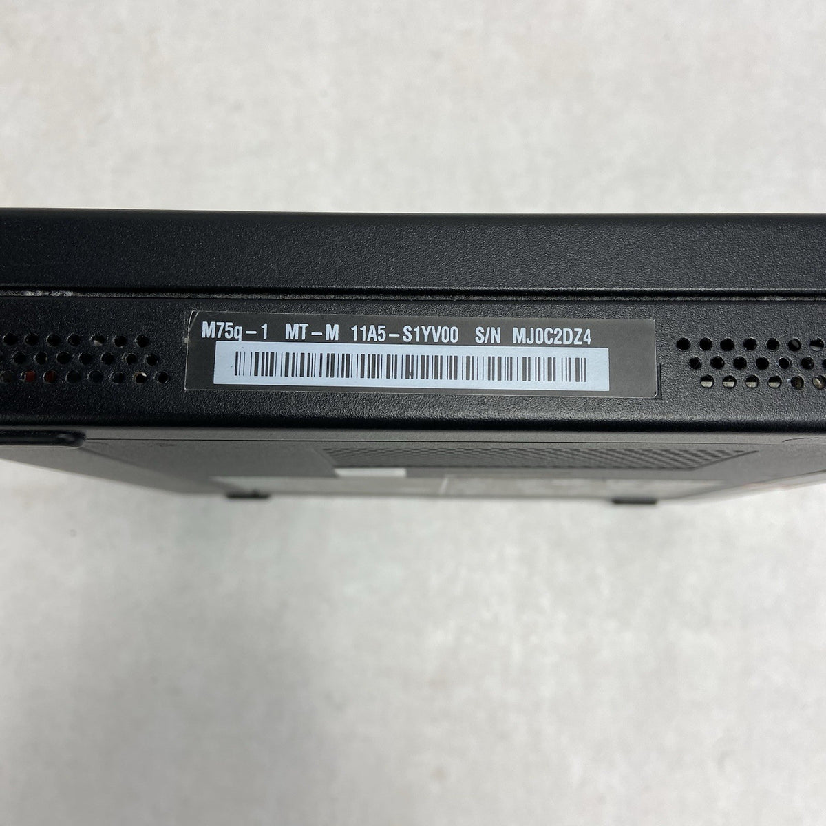 Lenovo ThinkCentre M75Q-1 MFF AMD Ryzen 5 Pro 3400GE 3.3GHz 8GB RAM No AC/HDD/OS4