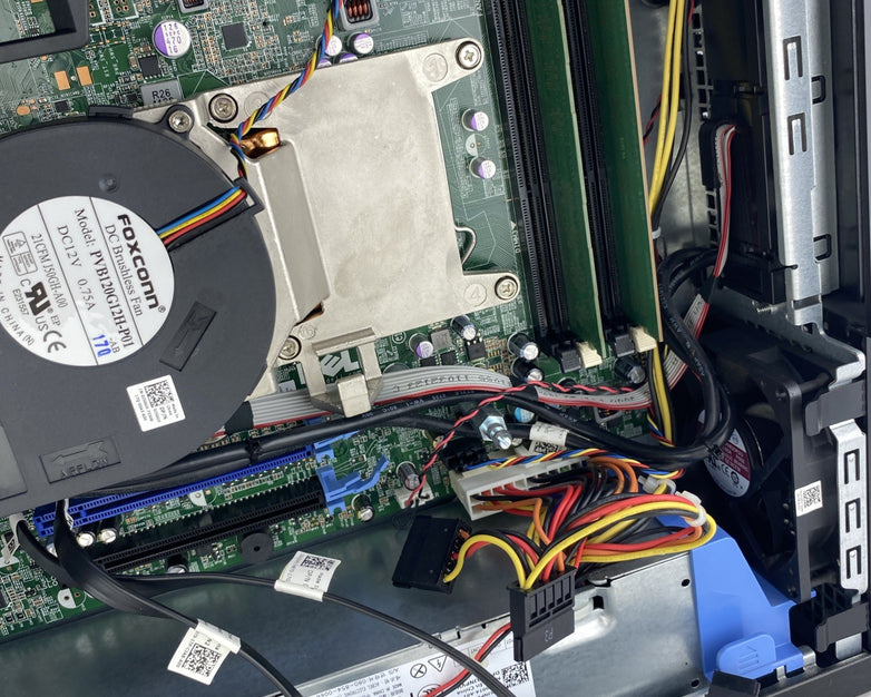 Dell OptiPlex 790 SFF Intel Core i3-2100 3.10GHz 4GB RAM DVDRW No HDD No OS