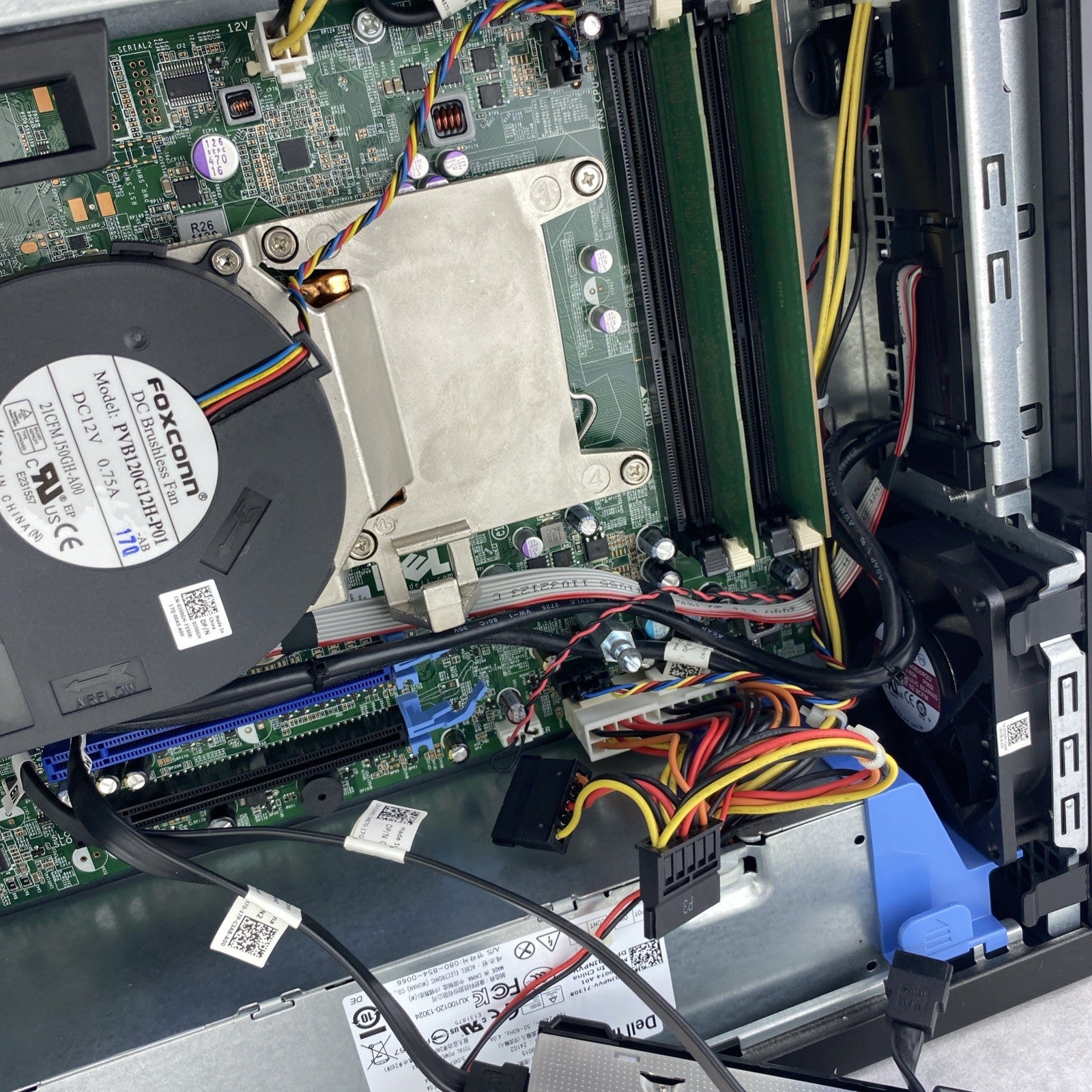 Dell OptiPlex 790 SFF Intel Core i3-2100 3.10GHz 4GB RAM DVDRW No HDD No OS