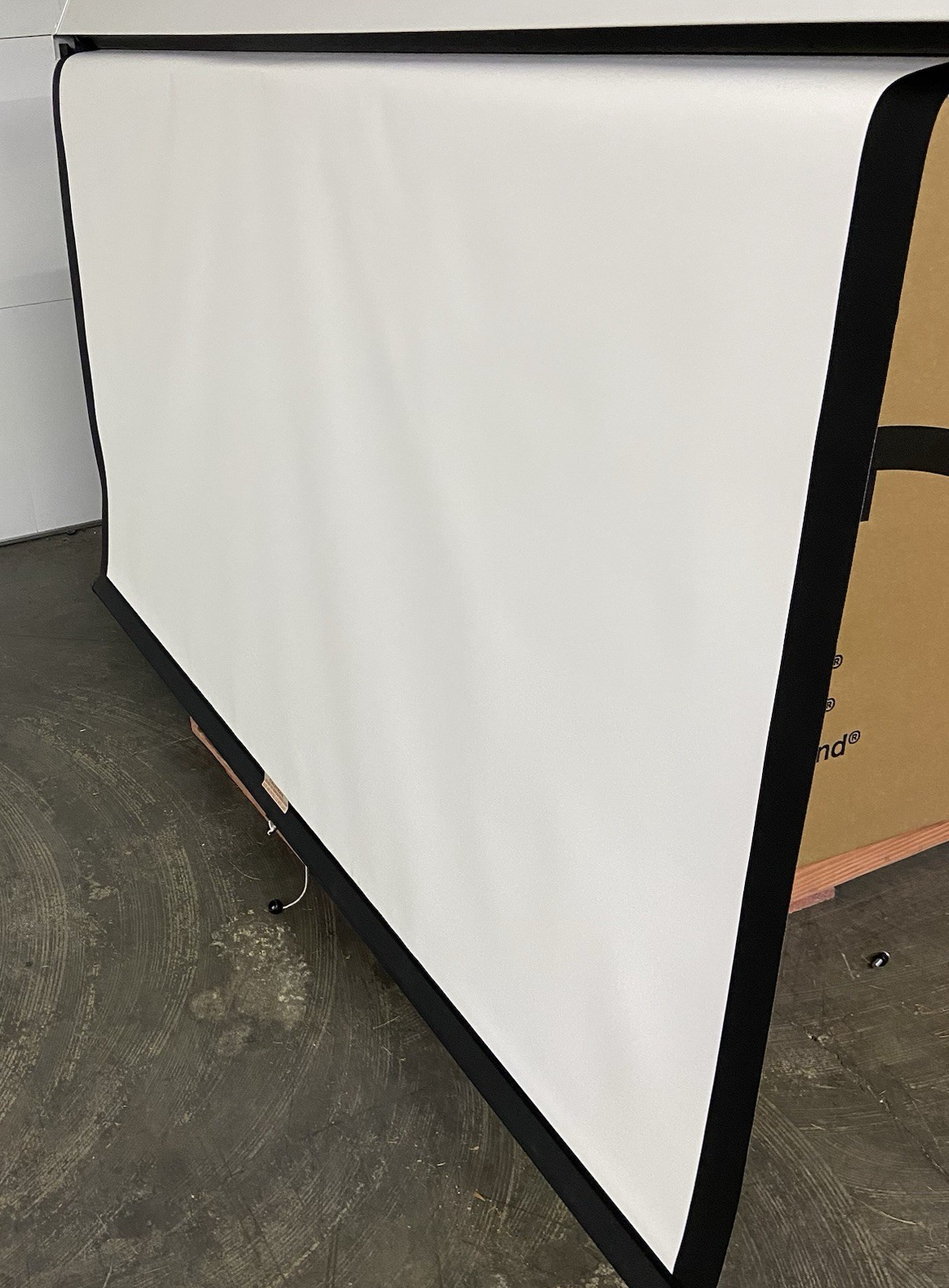 Da-Lite  Model C Manual Projection Screen 96" 16:10 - Tensioner Broken