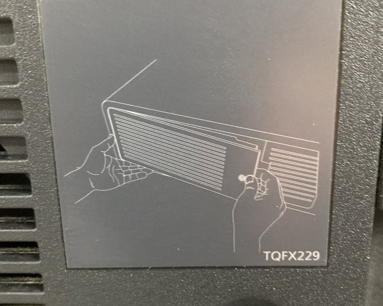 Panasonic PT-DZ10KU WUXGA DLP Lamp Projector - Tested No Lens No Remote