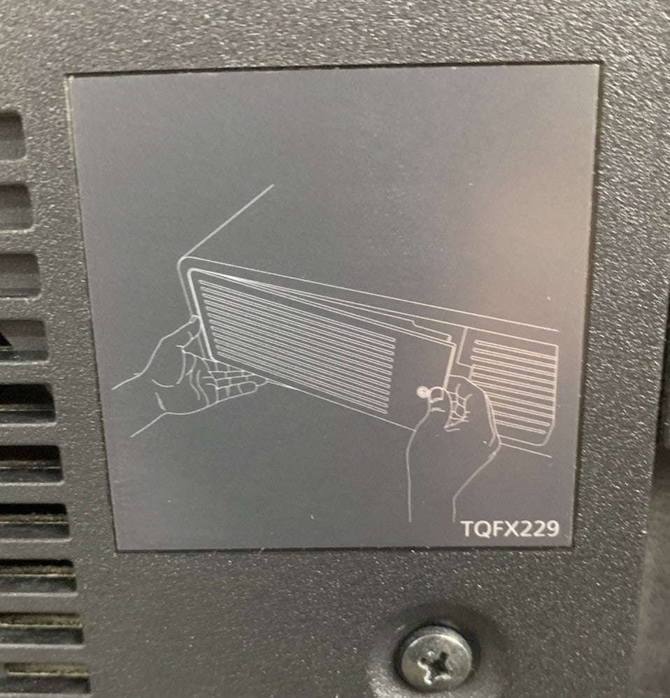 Panasonic PT-DZ10KU WUXGA DLP Lamp Projector - Tested No Lens No Remote4