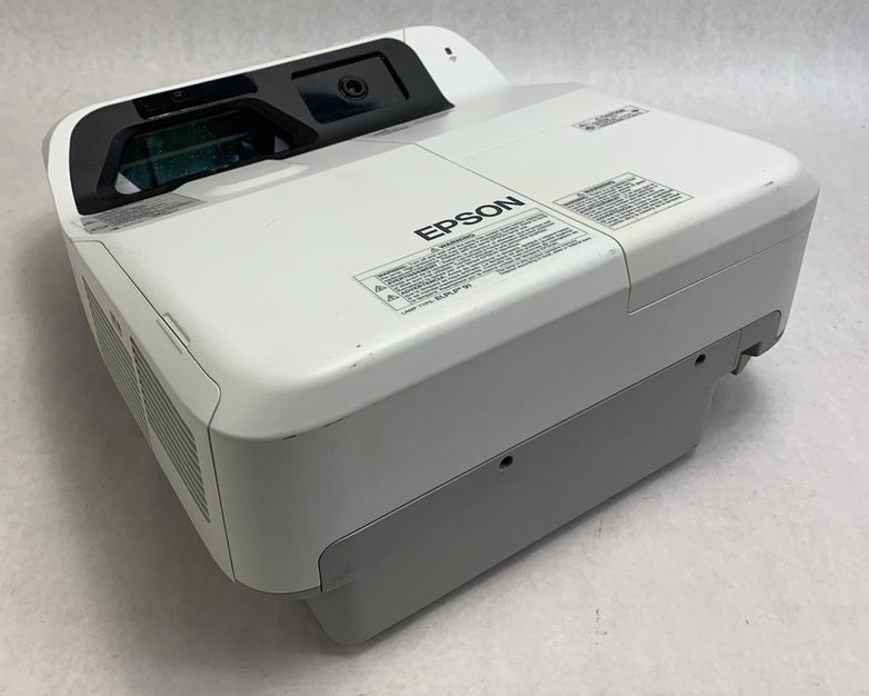 Epson PowerLite 695Wi H740A LCD Lamp Projector 4643 Lamp Hours - No Remote