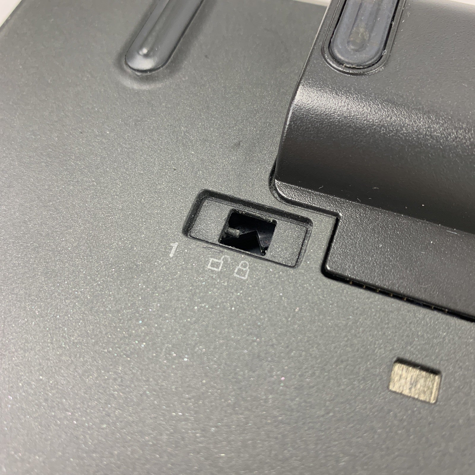 Lenovo T450 14" Laptop i5-5300u 2.3 GHz 8 GB Ram No OS No HDD No AC
