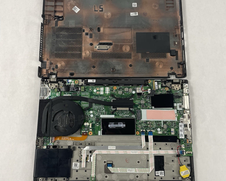 Lenovo ThinkPad T490 14" i5-8365U 1.60 GHz 8 GB RAM No SSD No OS No Battery READ