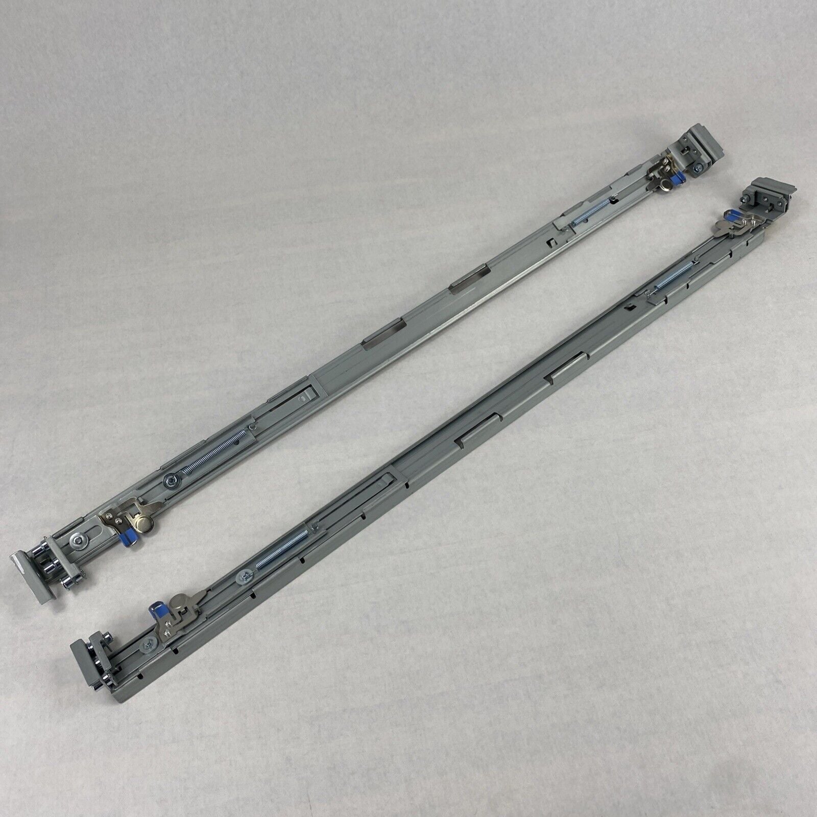 IBM 46C7860 46C7861 Left and Right Sliding Server Rack Mount Rail Set