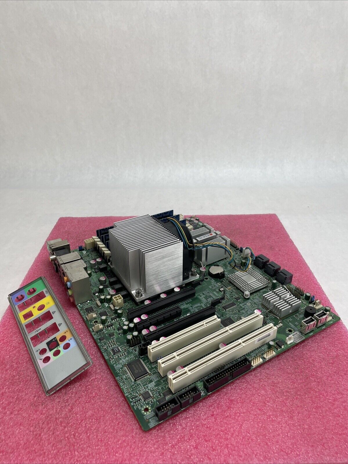 Supermicro X85AX Motherboard Intel Xeon E5502 1.87GHz 4GB RAM w/Shield