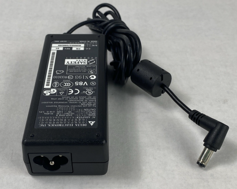Delta Electronics SADP-65KB 65W 19V 3.42A AC Adapters (Lot of 3)