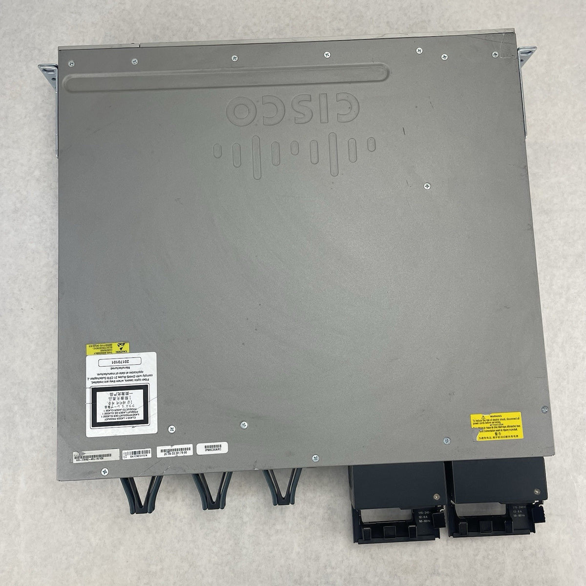 Cisco WS-C3850-48P-S 48-Port V06 PoE+ 2x PSU NM-4-10g Gigabit Switch - Tested9