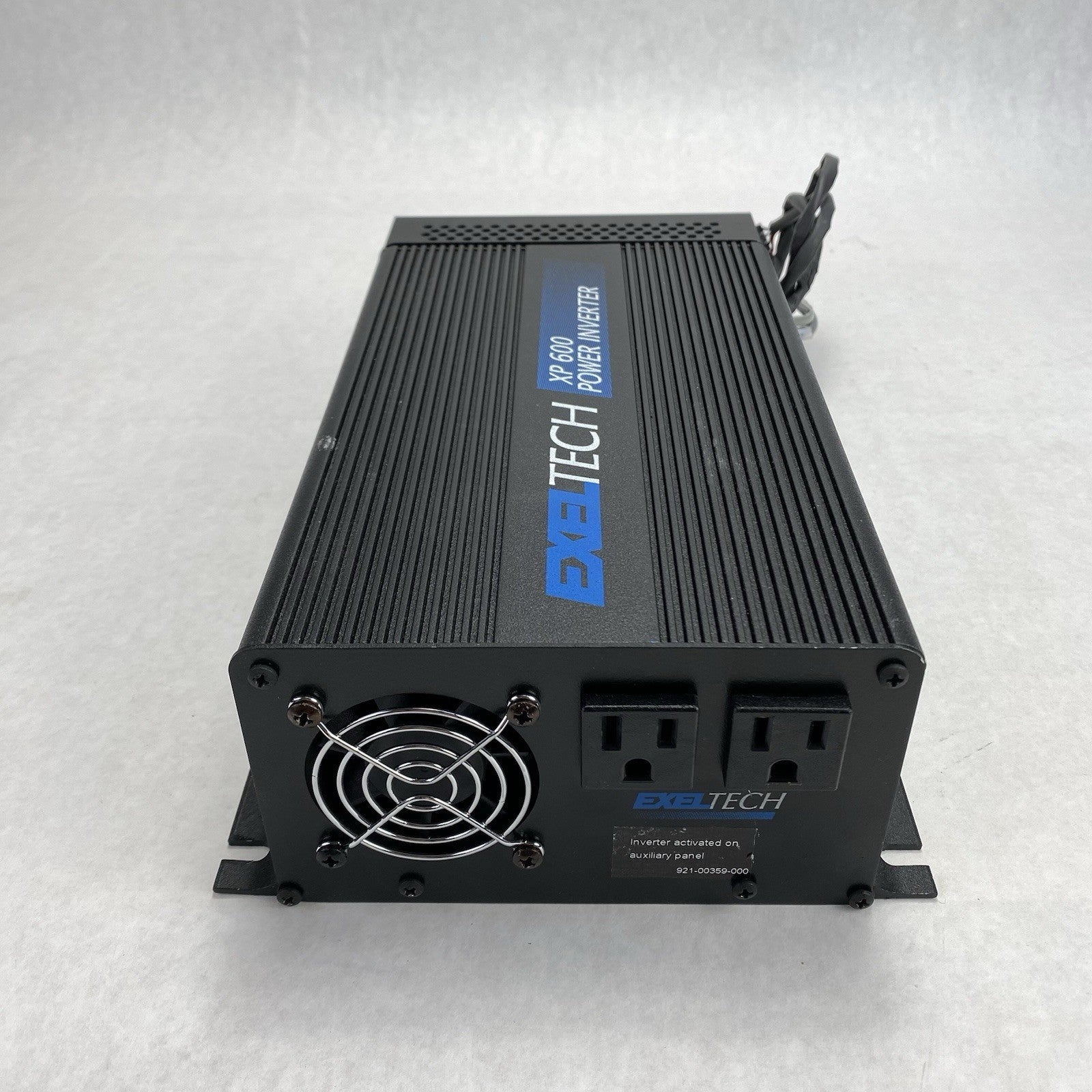 ExelTech XP 600 XP6-1-1-6-1-84 117V 5.13A 600W Power Inverter7