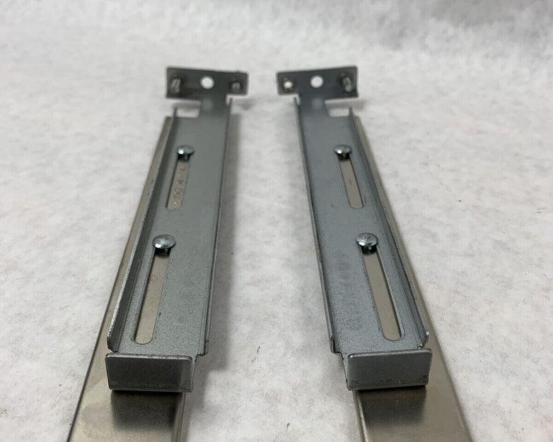 Dell H7077 H7076 PowerEdge 1850 1U Rackmount Versa Server Rails Screw In