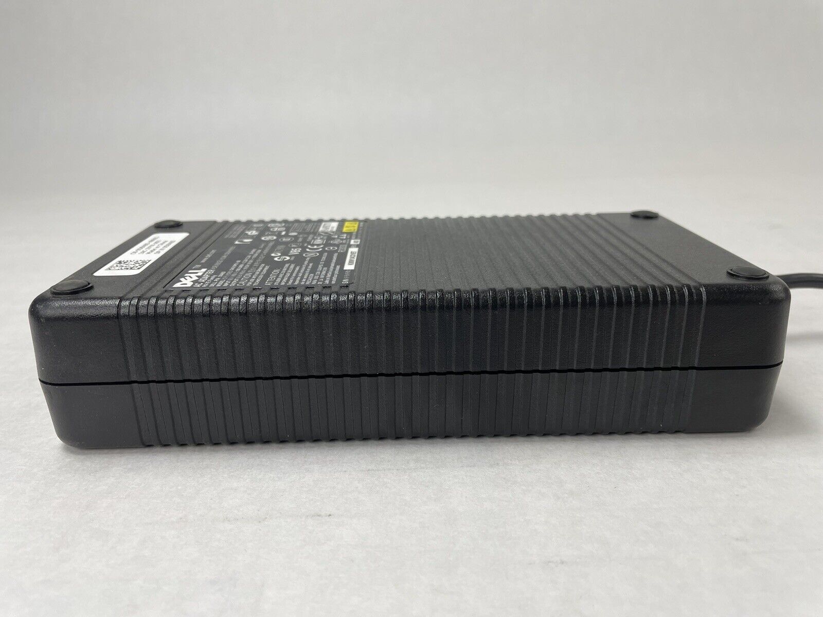Dell D846D/0D846D AC Adapter PA-7E Family DA210PE1-00 with Power Cable