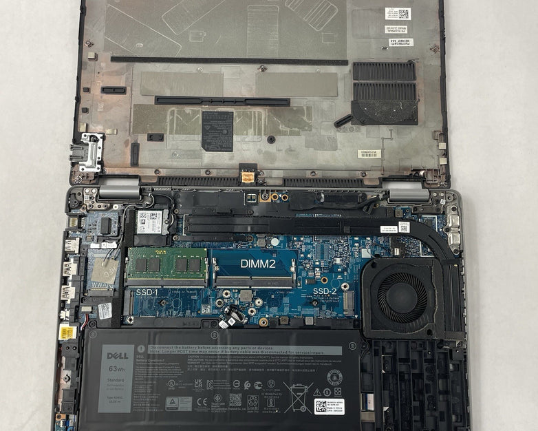 Dell Latitude 5520 15.6" i5-1135G7 2.40 GHz 8 GB RAM No SSD/OS/AC - READ