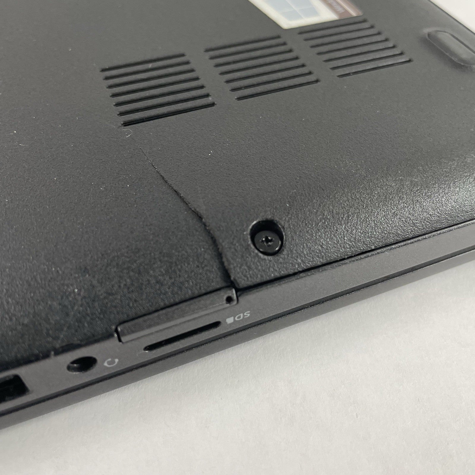 Dell Latitude 5400 14" i7-8665U 1.90 GHz 8 GB RAM No SSD/OS/AC - READ18