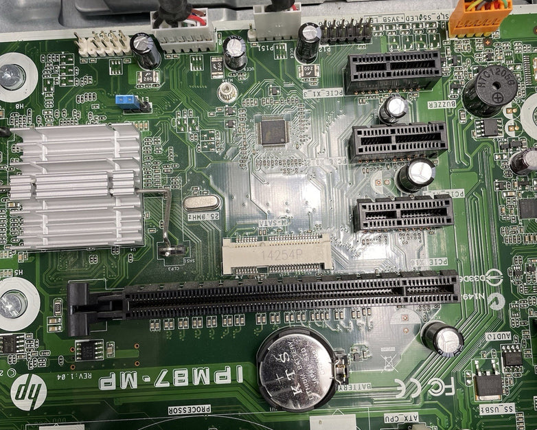 HP 110-a04 MT i3-4130 3.40 GHz 8 GB Ram No HDD No OS