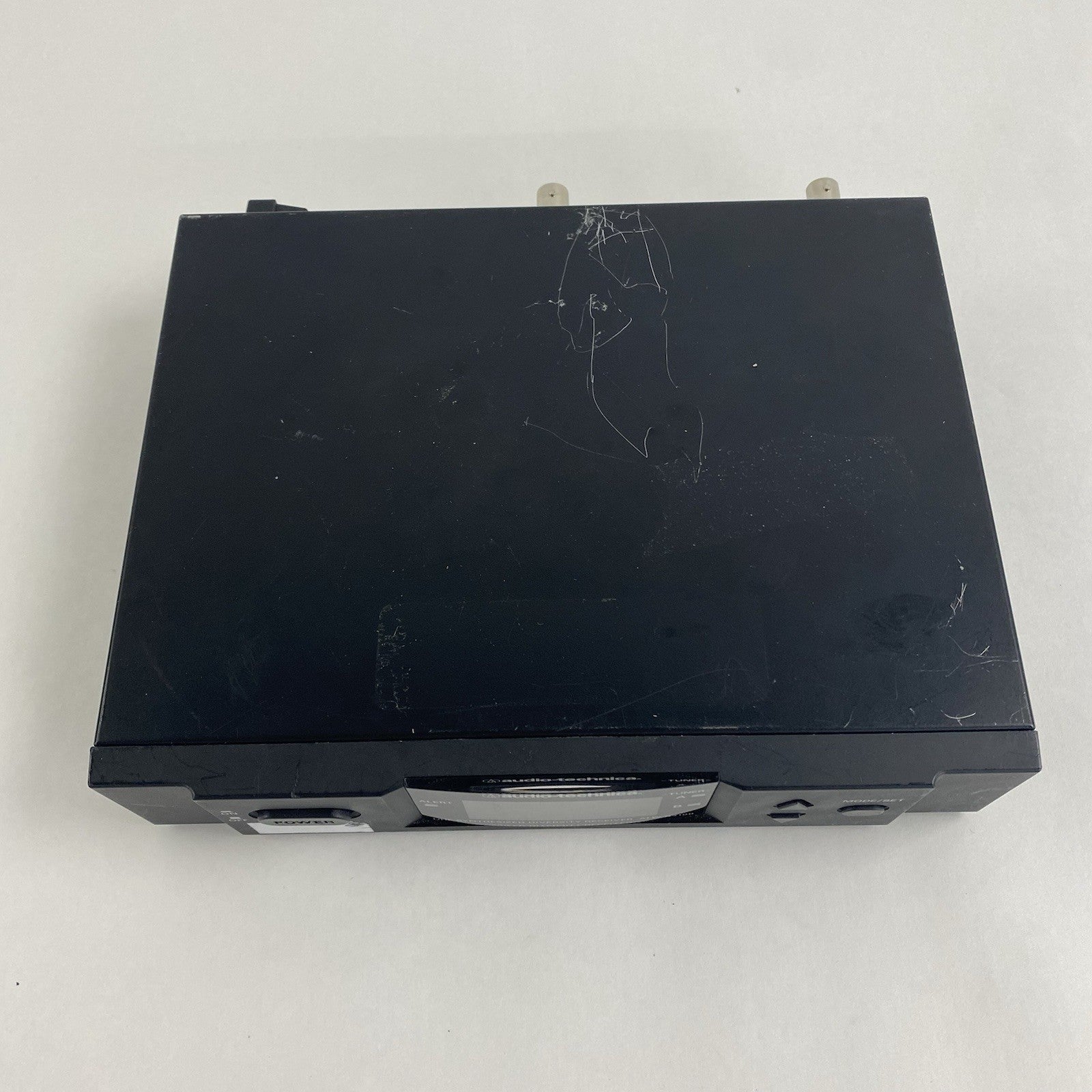 Audio-technica ATW-R3100D UHF Synthesized Deiversity Receiver Untested2