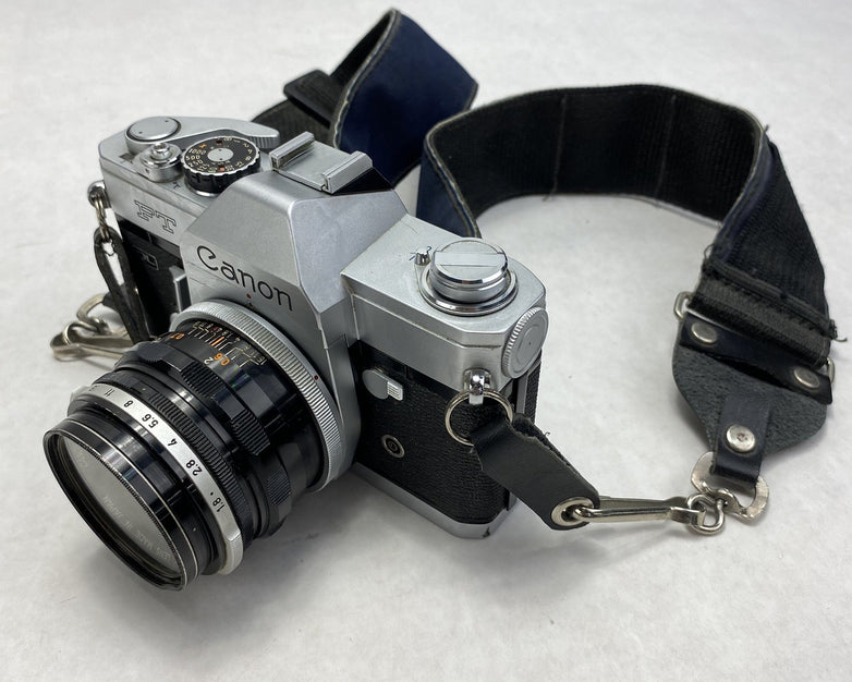 Canon FT QL 35mm Film Camera With FL 50mm 1:1.8 Lens - For Parts or Repair