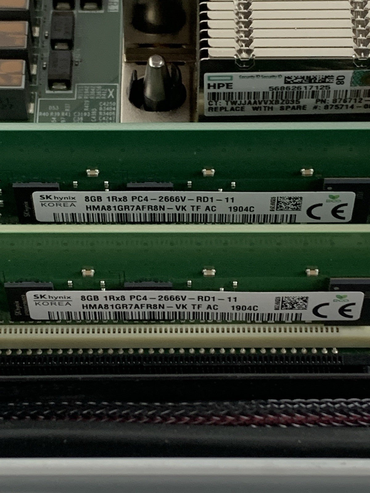 HP ProLiant DL360 Gen 10 Server 1x Xeon Silver 4112 2.6GHz 16GB RAM No HDD/OS11