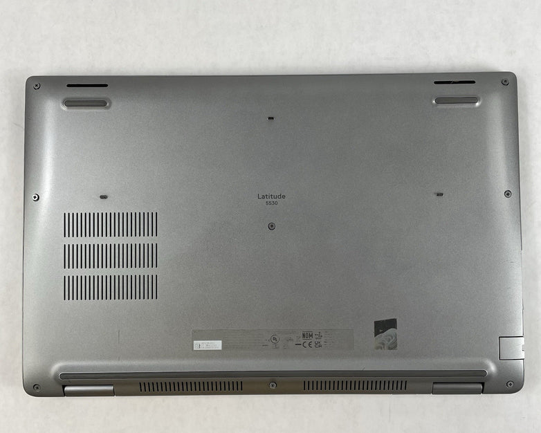 Dell Latitude 5530 15.6" i5-1245U 3.96 GHz 16 GB RAM No SSD/OS/AC - Bad Edge