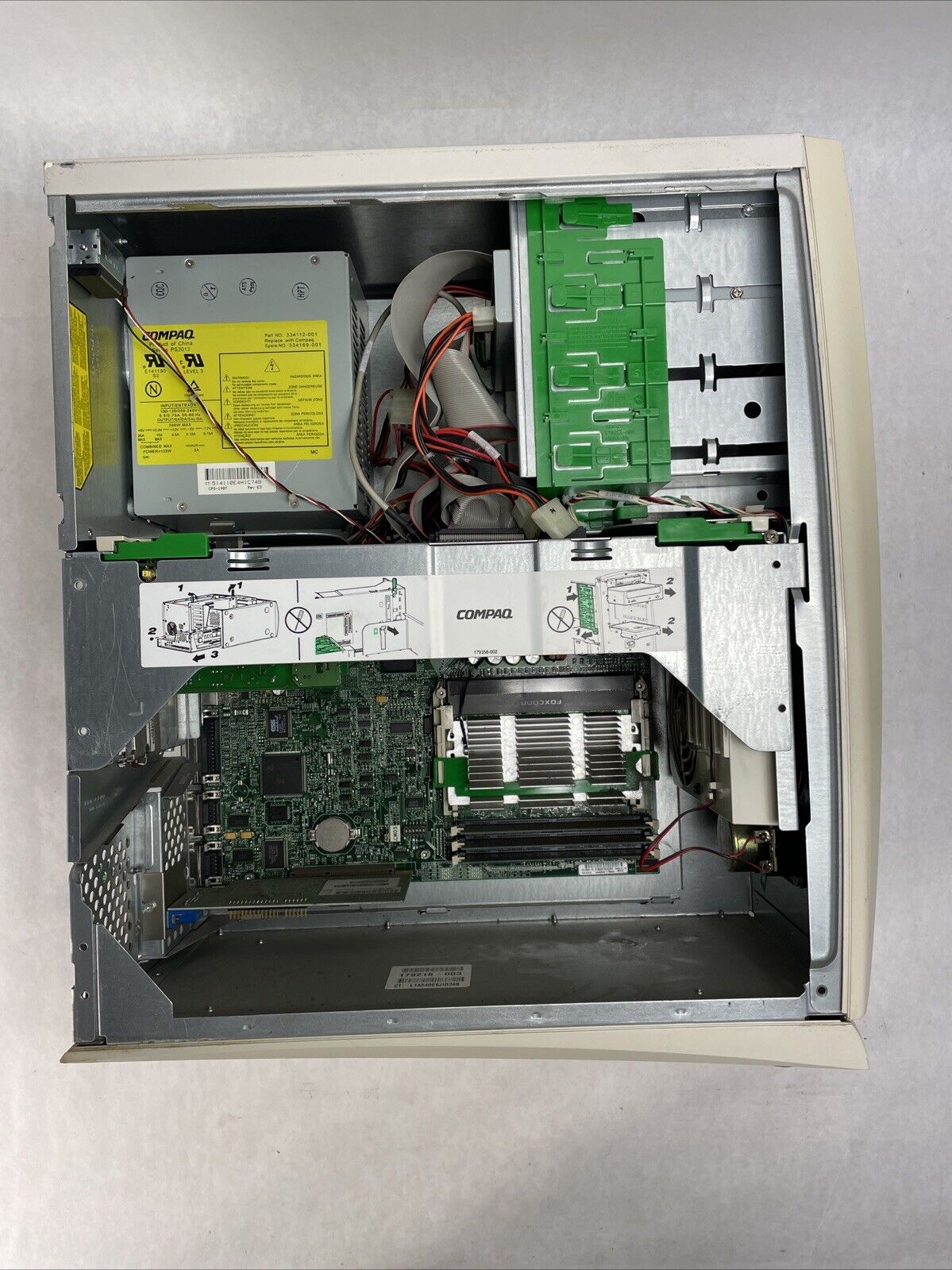 Compaq DeskPro P550 MT Intel Pentium III 550MHz 384MB RAM No HDD No OS