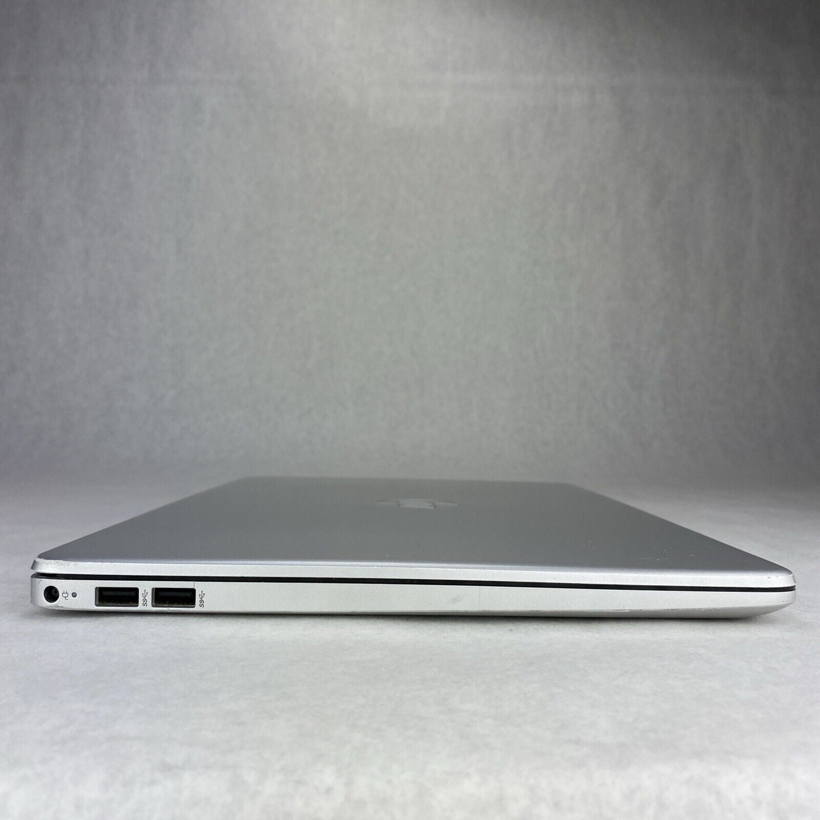 HP Laptop 15-dy2046nr 15.6" Intel Core i3-1115G4 3.0GHz 8GB RAM No AC HDD OS